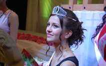 Йоанна Шишкова е 48-ата Царица Роза (+видео)