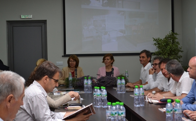 Министър Ангелкова инициира среща за развитие на туризма в региона