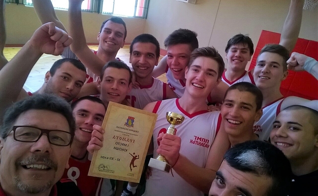 Станаха ясни победителите в ученическите игри по волейбол в Казанлък